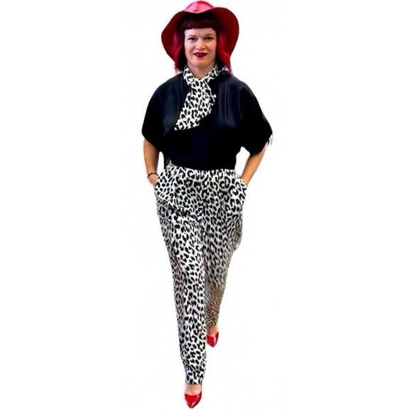 VINTAGE PRAGO Stylish Black and White Jumpsuit! - Picture 9 of 9